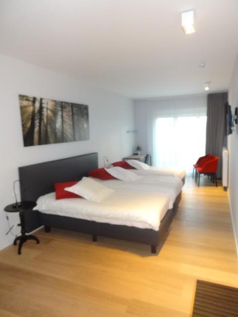 Hotel Kasteelhof 'T Hooghe Ieper Quarto foto