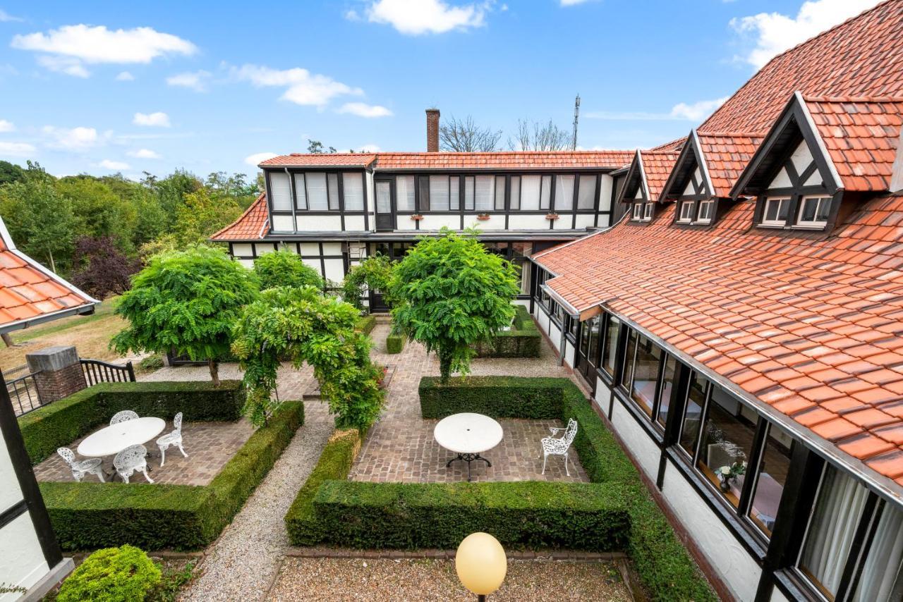 Hotel Kasteelhof 'T Hooghe Ieper Exterior foto