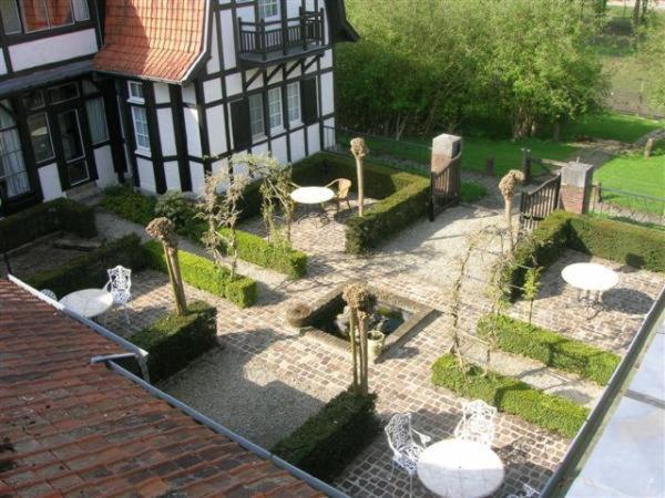 Hotel Kasteelhof 'T Hooghe Ieper Exterior foto